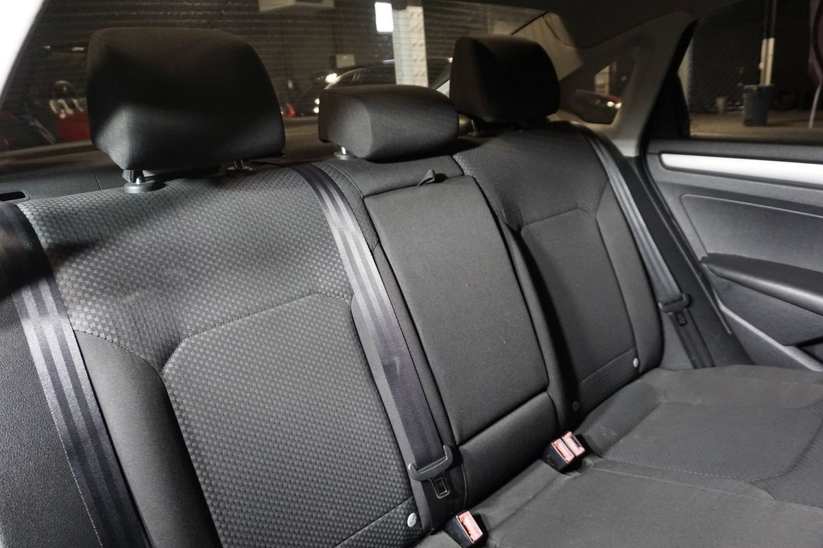 Used 2014 Volkswagen Passat 2.5 S FWD image 20