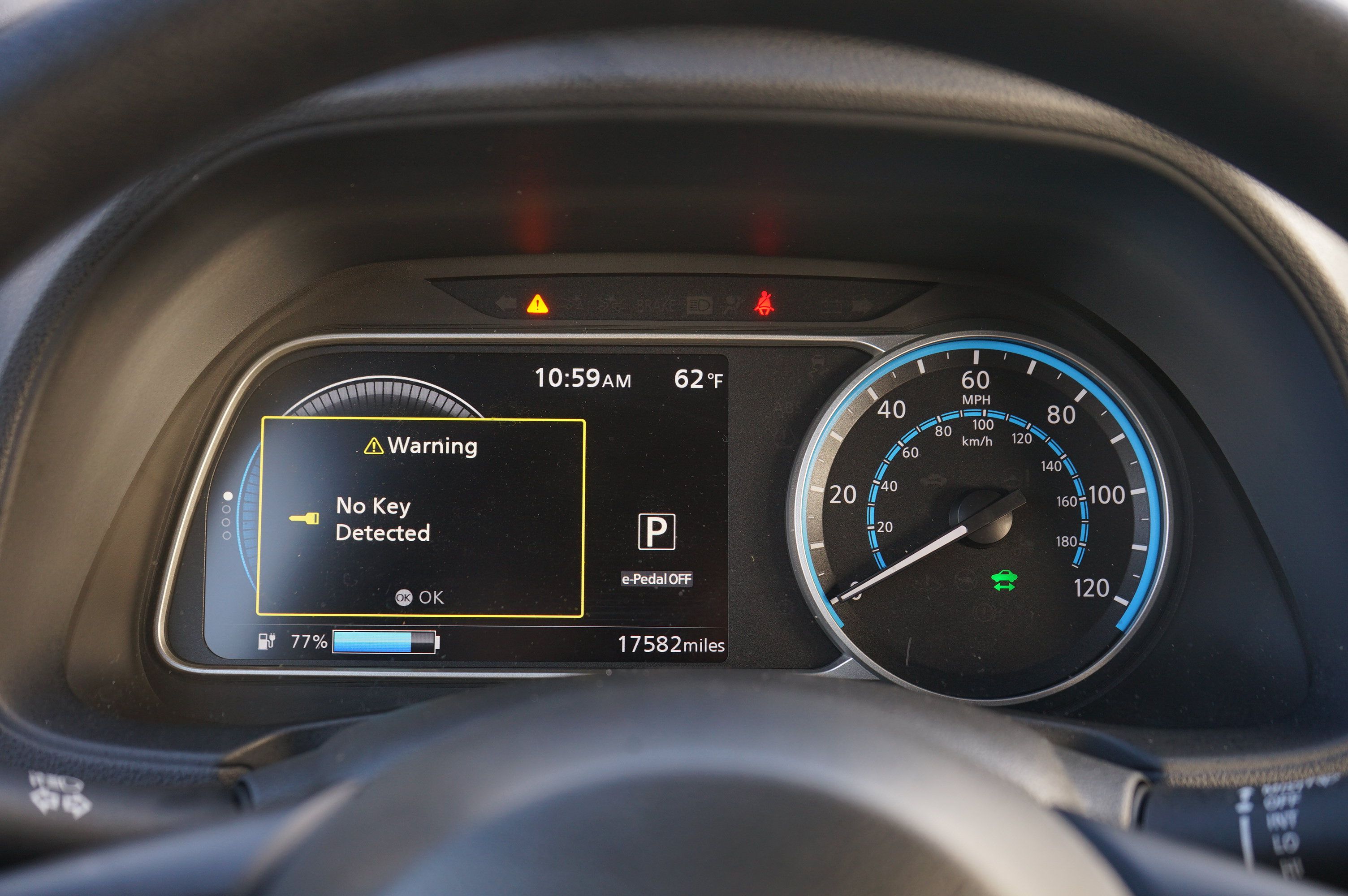 Used 2025 Nissan Leaf S FWD image 28