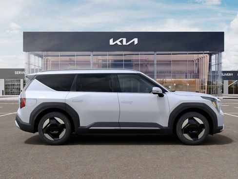 New 2026 Kia EV9 Wind AWD/4WD image 7