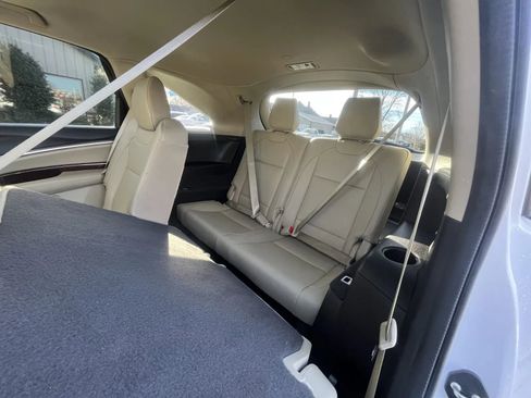 Used 2020 Acura MDX FWD image 18