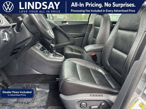 Used 2017 Volkswagen Tiguan Sport FWD image 11