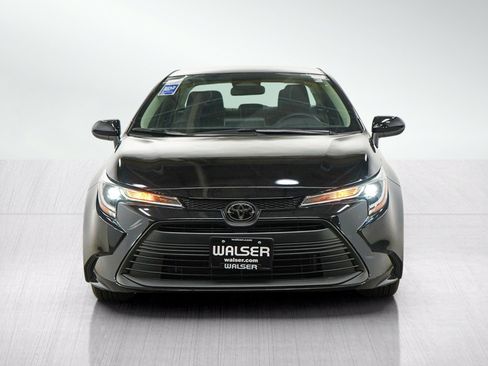 Used 2024 Toyota Corolla LE FWD image 8