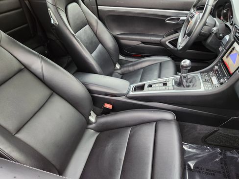 Used 2019 Porsche 911 Carrera 4S image 14