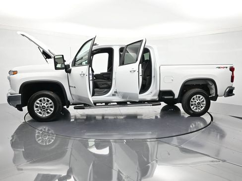 Used 2025 Chevrolet Silverado 2500 LT w/ Convenience Package AWD/4WD image 46