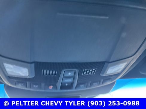 Used 2020 Lincoln Nautilus Reserve w/ Equipment Group 202A image 17