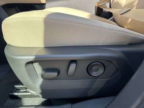 New 2026 Buick Envision Preferred image 12