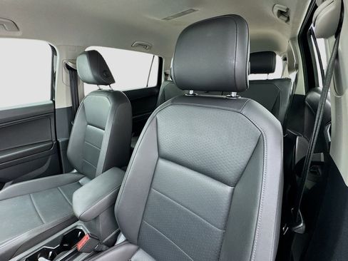 Used 2020 Volkswagen Tiguan SE image 13