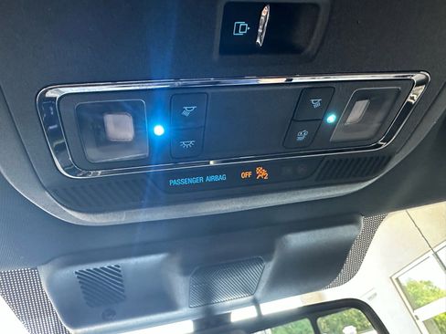 Used 2025 Ford F150 Lariat w/ Equipment Group 501A Mid AWD/4WD image 47