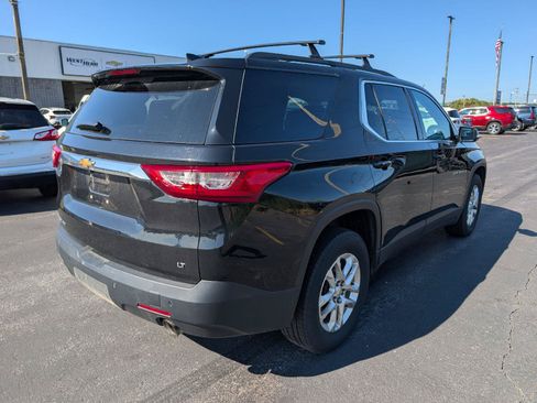 Used 2020 Chevrolet Traverse LT w/ LPO, Floor Liner Package AWD/4WD image 7