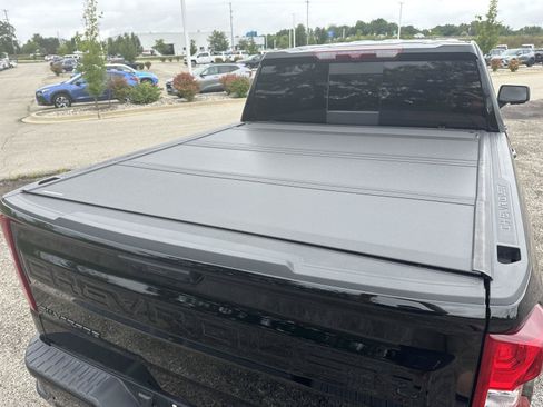 Used 2026 Chevrolet Silverado 1500 LT Trail Boss w/ LT Trail Boss Premium Package AWD/4WD image 11