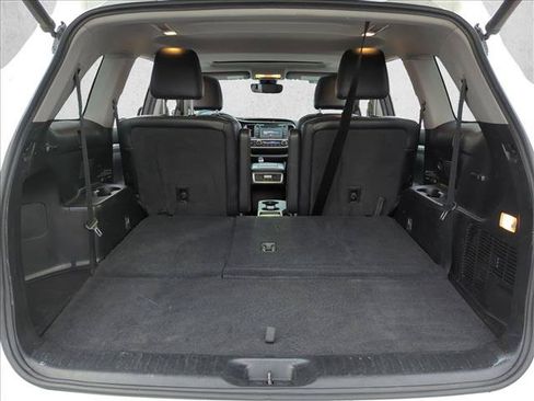 Certified 2017 Toyota Highlander XLE AWD/4WD image 6