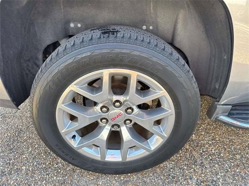 Used 2019 GMC Yukon SLT w/ Open Road Package image 5