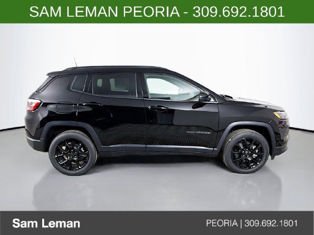 New 2026 Jeep Compass Latitude AWD/4WD image 8