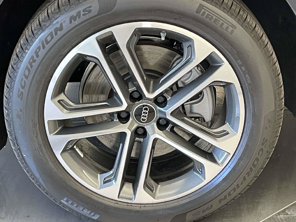 New 2026 Audi Q5 2.0T AWD/4WD image 11