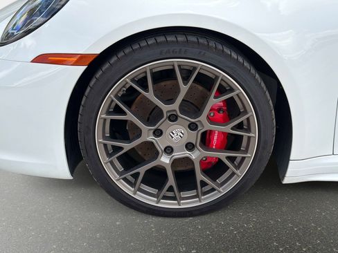 Used 2023 Porsche 911 Targa 4S AWD/4WD image 12