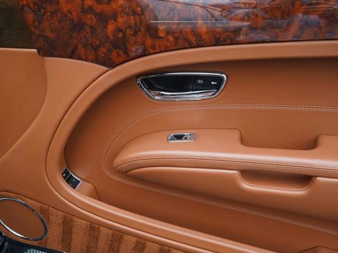 Used 2011 Bentley Mulsanne image 68