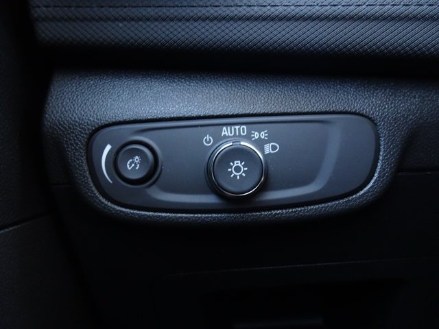 Used 2024 Chevrolet TrailBlazer LS FWD image 27