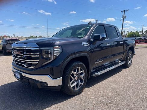 Used 2024 GMC Sierra 1500 SLT RWD image 3