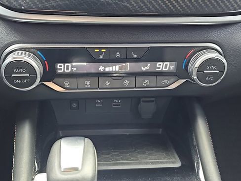 Certified 2023 Nissan Altima 2.0 SR image 19