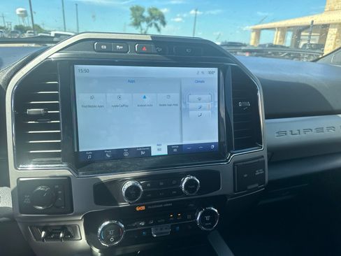 Used 2022 Ford F350 Lariat w/ Lariat Ultimate Package AWD/4WD image 15