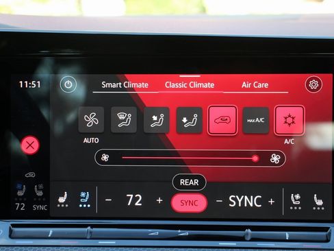 Used 2022 Volkswagen GTI Autobahn image 28