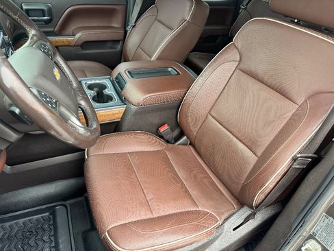 Used 2015 Chevrolet Silverado 3500 High Country w/ Duramax Plus Package image 11