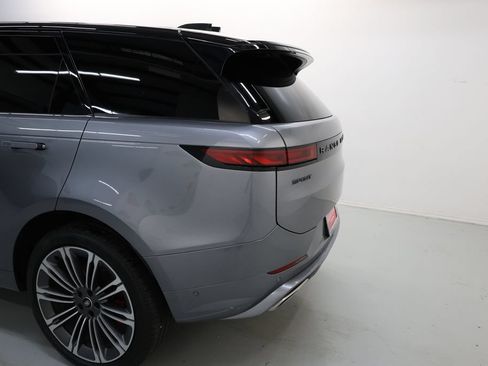 Used 2025 Land Rover Range Rover Sport Dynamic SE AWD/4WD image 58