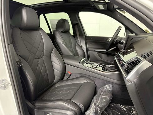 New 2026 BMW X5 xDrive40i w/ Premium Package AWD/4WD image 22