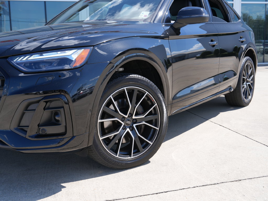 Used 2023 Audi SQ5 Prestige AWD/4WD image 9