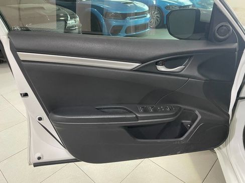 Used 2019 Honda Civic Sport image 13