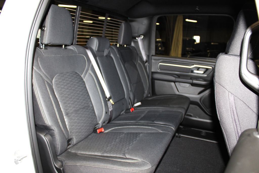 New 2026 RAM 1500 Big Horn w/ Night Edition AWD/4WD image 31