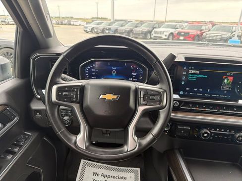 Used 2025 Chevrolet Silverado 2500 LT AWD/4WD image 17