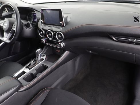 Used 2020 Nissan Sentra SR image 19