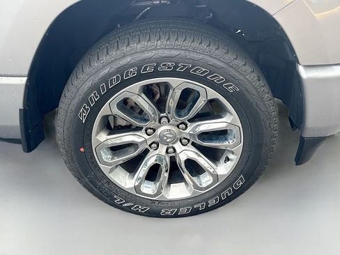 Used 2023 RAM 1500 Laramie AWD/4WD image 34