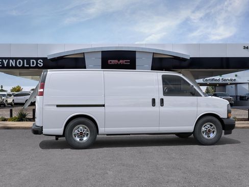 New 2026 GMC Savana 2500 w/ Driver Convenience Package RWD image 5
