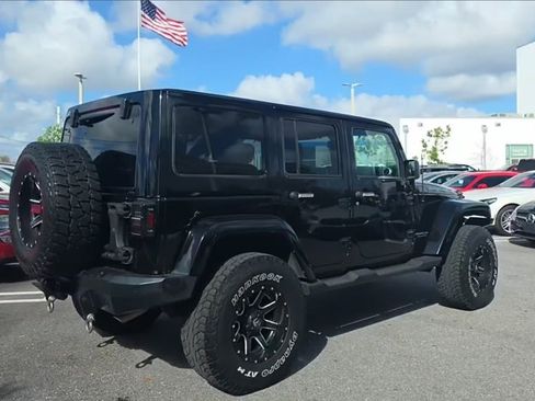 Used 2016 Jeep Wrangler Unlimited Rubicon w/ Connectivity Group image 1