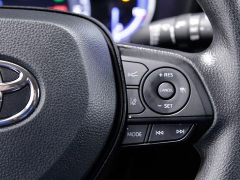 Used 2024 Toyota RAV4 XLE image 25