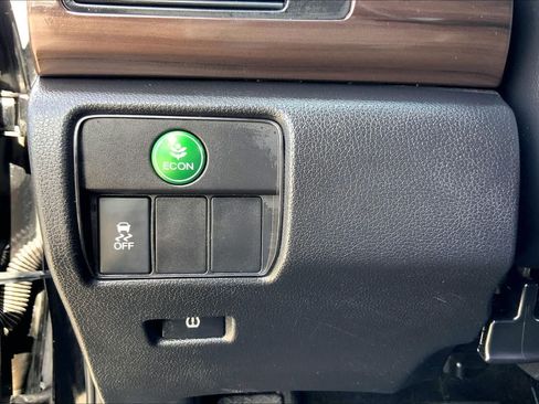 Used 2017 Honda Accord EX-L image 33