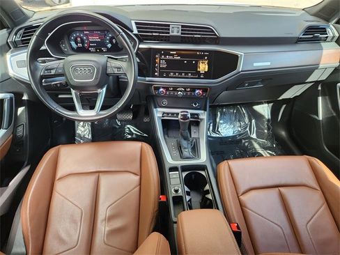 Used 2024 Audi Q3 2.0T Premium Plus image 25