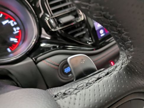 Used 2025 Dodge Durango GT image 17