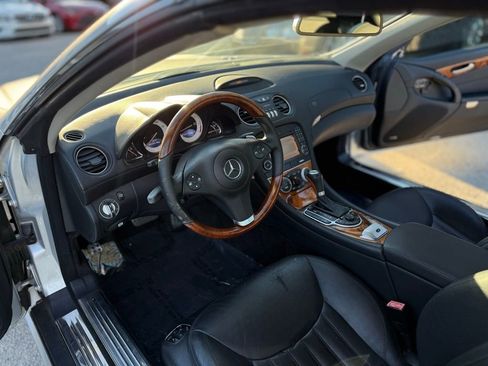 Used 2009 Mercedes-Benz SL 550 image 18