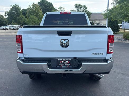 Used 2024 RAM 3500 Tradesman w/ Chrome Appearance Group AWD/4WD image 11