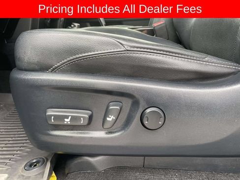 Used 2020 Toyota 4Runner Nightshade AWD/4WD image 22