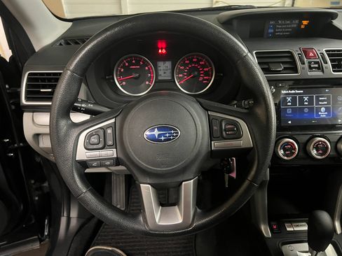 Used 2018 Subaru Forester 2.5i Premium w/ Popular Package #2A AWD/4WD image 26