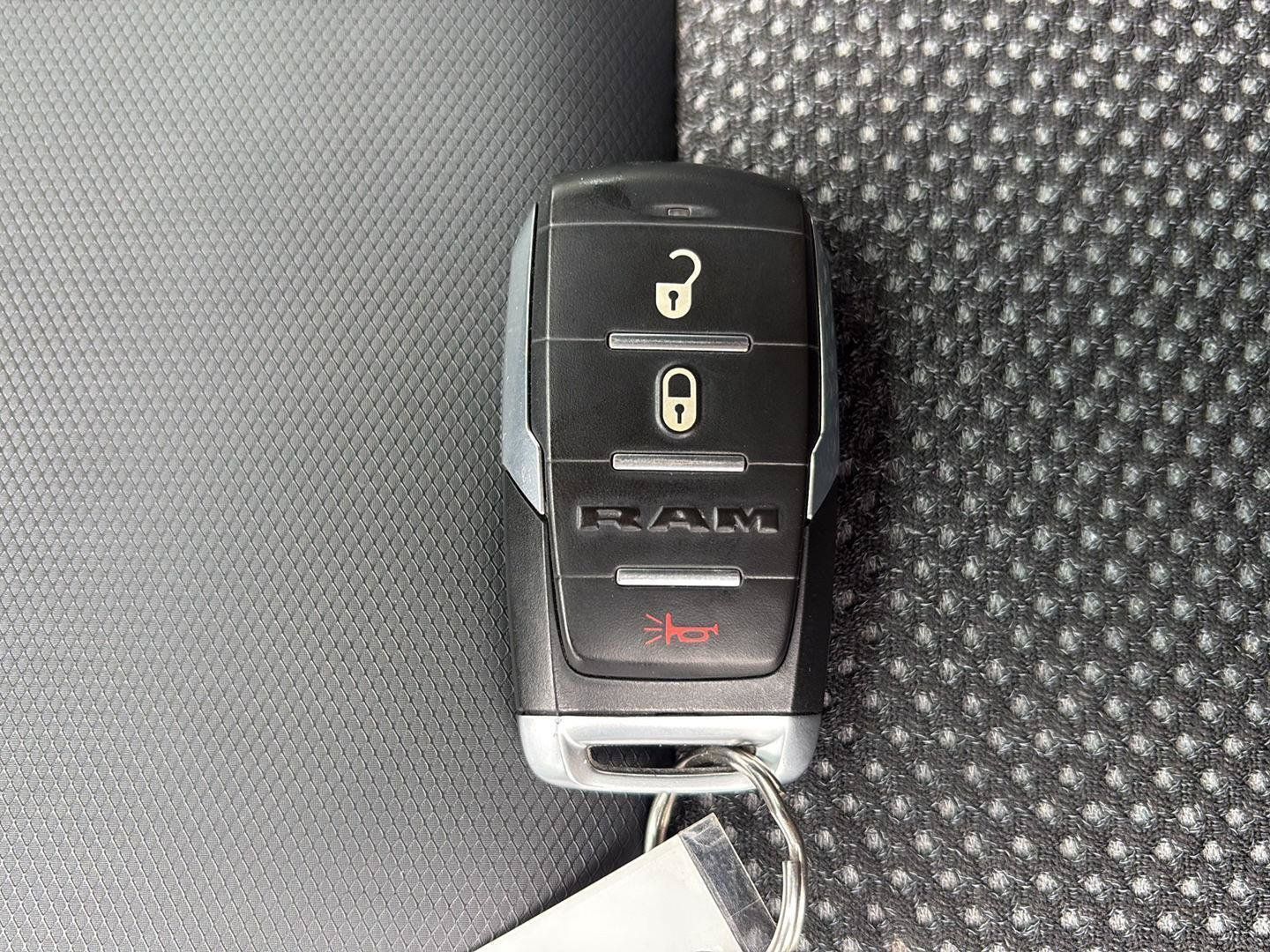 Used 2022 RAM 1500 Rebel AWD/4WD image 37