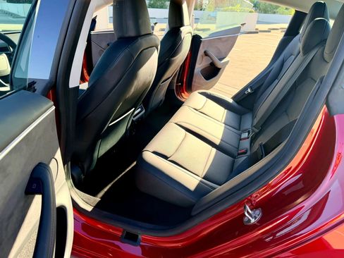 Used 2024 Tesla Model 3 Long Range AWD/4WD image 33
