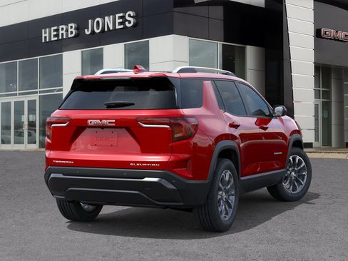 New 2026 GMC Terrain Elevation w/ Elevation Premium Package FWD image 4