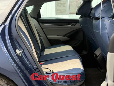 Used 2019 Honda Accord LX image 14