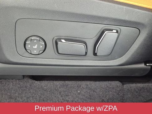 Used 2024 BMW X3 sDrive30i w/ Premium Package w/ZPA RWD image 16