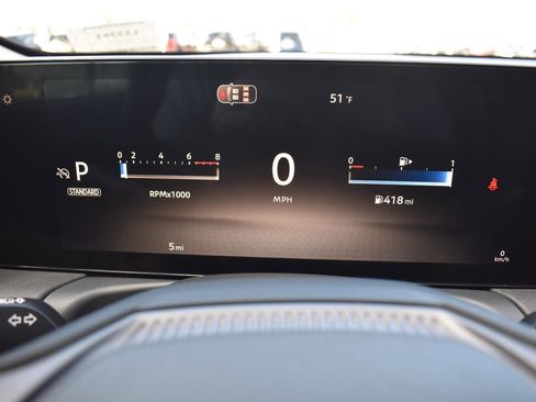 Used 2026 Nissan Sentra SV w/ SV Convenience Package FWD image 27